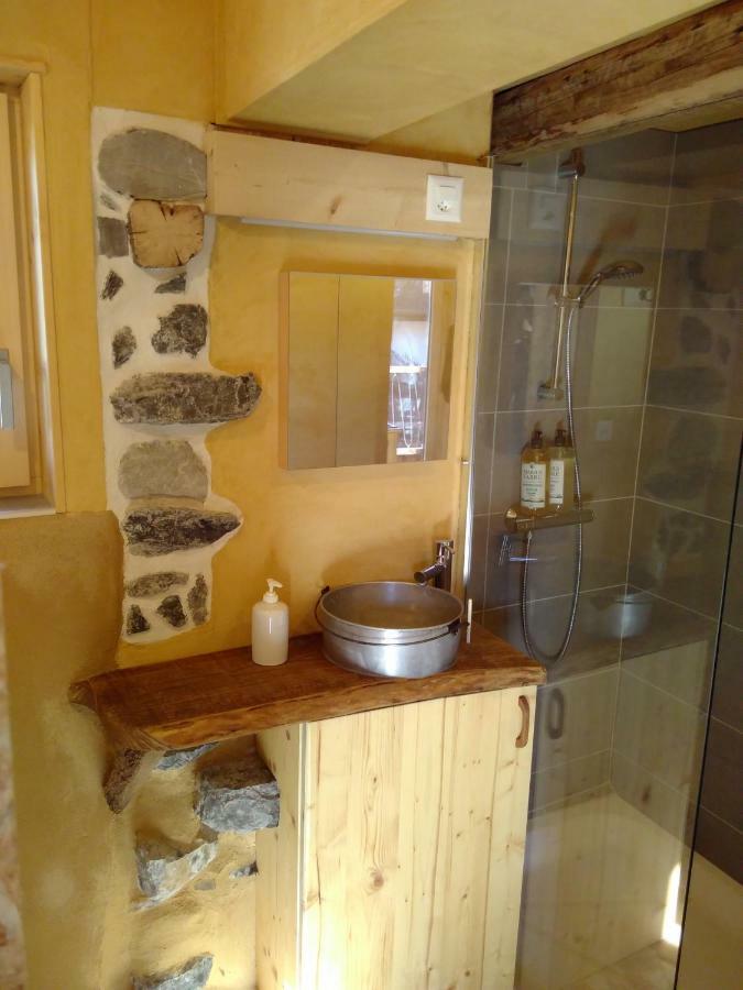 Hotel Element-Terre Aigle Zewnętrze zdjęcie